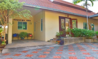 East Pattaya, 3 Bedrooms Bedrooms, ,3 BathroomsBathrooms,House,House For Sale,1012